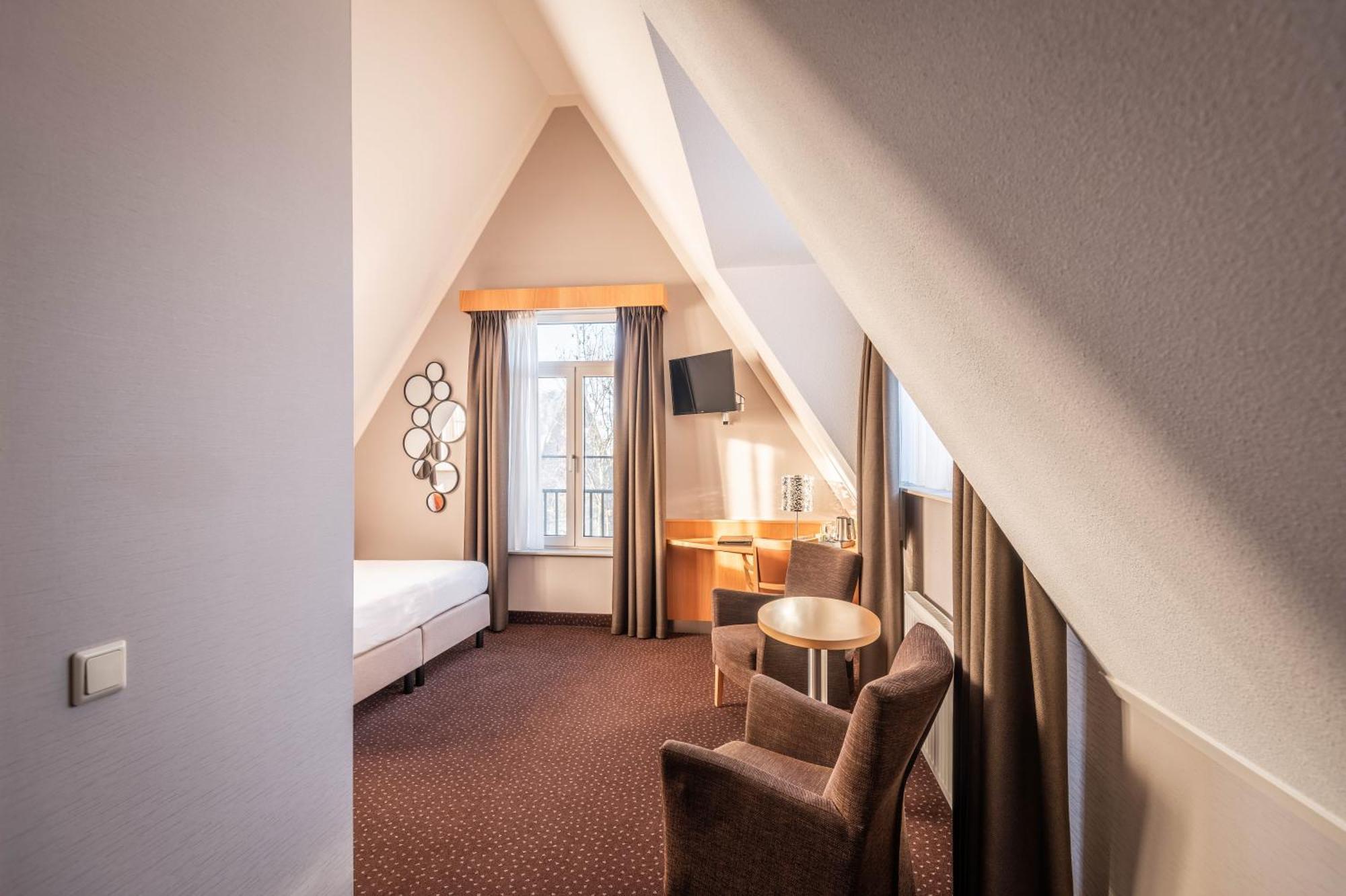 Hotel 阿斯米尔 外观 照片